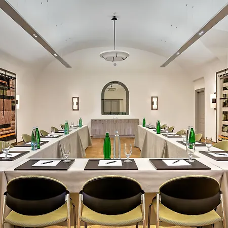 Augustine, A Luxury Collection Hotel, Hotel