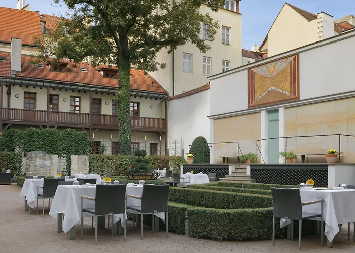 Augustine, A Luxury Collection Hotel, Otel Prag