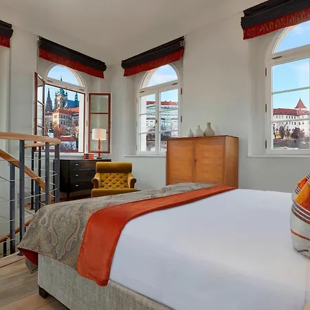 Augustine, A Luxury Collection Hotel, Отель