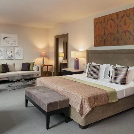 Augustine, A Luxury Collection Hotel, Отель
