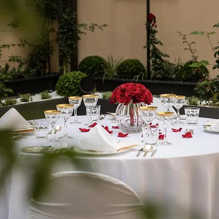 מלון Augustine, A Luxury Collection Hotel, 5*