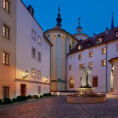 Отель Augustine, A Luxury Collection Hotel, 5*