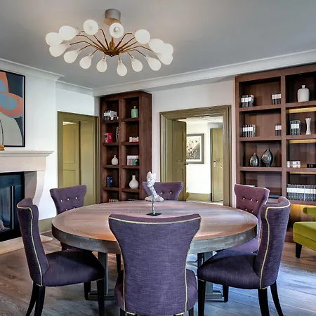 Augustine, A Luxury Collection Hotel, מלון