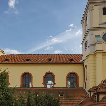 Augustine, A Luxury Collection Hotel, פראג