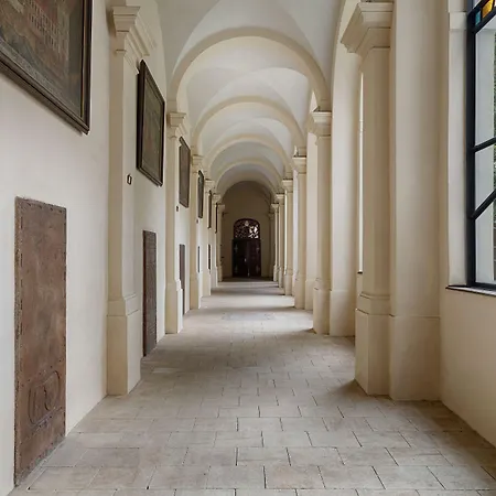 Augustine, A Luxury Collection Hotel,