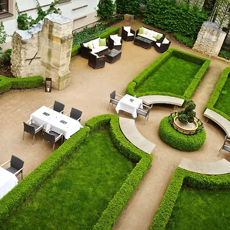 Augustine, A Luxury Collection Hotel, Hotel 5*