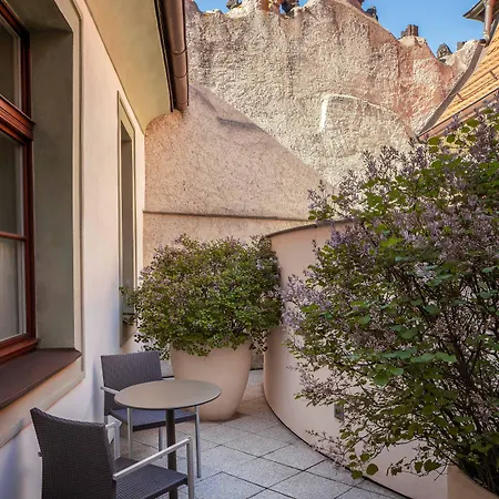 Augustine Hotel, 5*