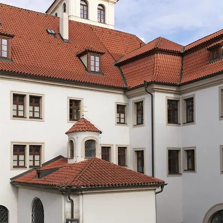 Szálloda Augustine Hotel, 5*