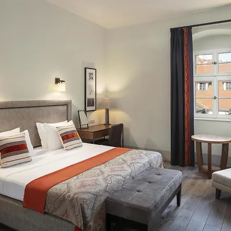 호텔 Augustine Hotel, 프라하