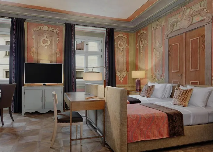 Augustine, A Luxury Collection Hotel, Hotel