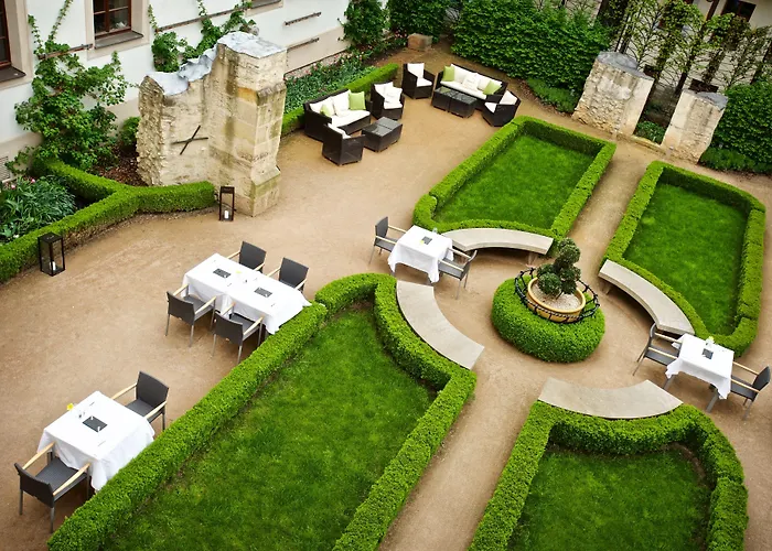 Augustine, A Luxury Collection Hotel, Hotel 5*