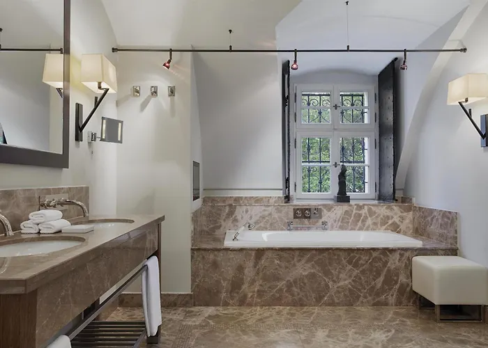 Hotel Augustine Hotel, Prague 5*