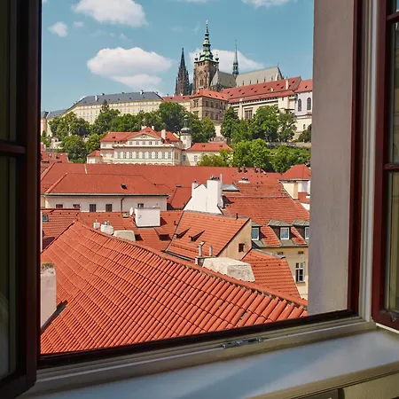 Augustine Hotel, 5*